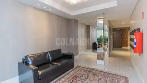 Apartamento · 2 dormitórios em Petrópolis — miniatura 2