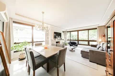 Apartamento · 2 dormitórios em Petrópolis — miniatura 14