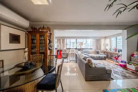 Apartamento · 3 dormitórios na Bela Vista — miniatura 1