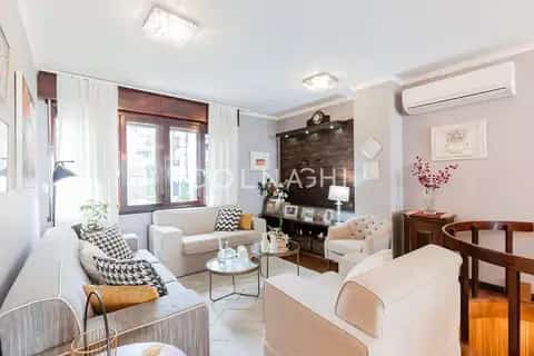 Casa · 4 dormitórios na Auxiliadora — miniatura 3