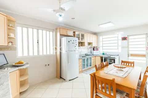 Casa · 3 dormitórios em Petrópolis — miniatura 8