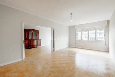 Apartamento · 4 dormitórios no Moinhos de Vento — miniatura 1