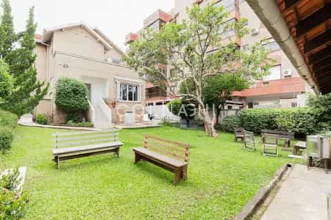 Casa · 3 dormitórios em Petrópolis — miniatura 15