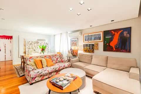 Apartamento · 3 dormitórios no Moinhos de Vento — miniatura 1