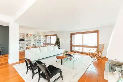 Apartamento · 3 dormitórios em Petrópolis — miniatura 5