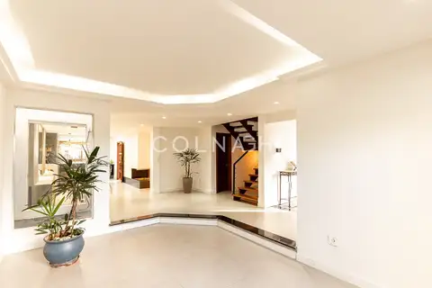 Casa · 4 dormitórios no Chácara das Pedras — miniatura 4