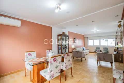 Apartamento · 4 dormitórios em Petrópolis — miniatura 1