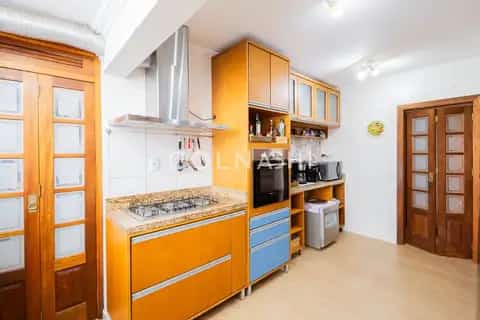 Apartamento · 4 dormitórios em Petrópolis — miniatura 8