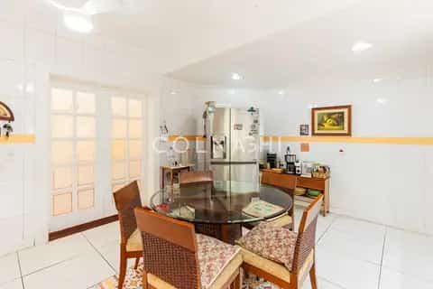 Casa · 4 dormitórios no Chácara das Pedras — miniatura 12