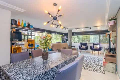 Apartamento · 3 dormitórios na Auxiliadora — miniatura 9