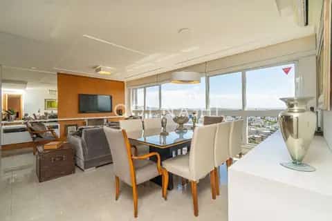 Apartamento · 3 dormitórios em Petrópolis — miniatura 2