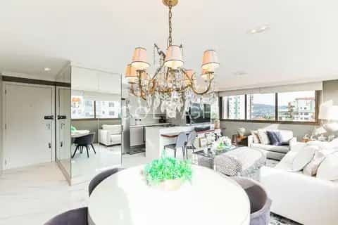 Apartamento · 2 dormitórios em Petrópolis — miniatura 4