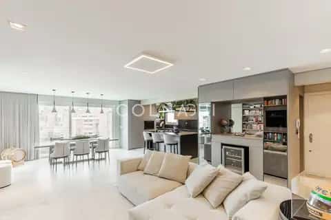 Apartamento · 3 dormitórios na Auxiliadora — miniatura 1