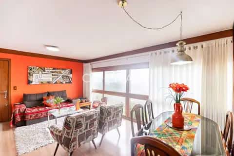 Apartamento · 3 dormitórios no Menino Deus — miniatura 1