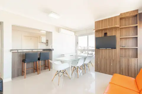 Apartamento · 2 dormitórios no Rio Branco — miniatura 2