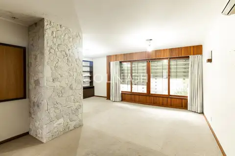 Casa · 4 dormitórios na Auxiliadora — miniatura 2