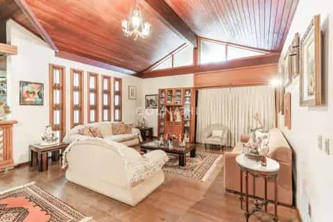 Casa · 5 dormitórios no Chácara das Pedras — miniatura 2