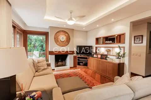 Apartamento · 3 dormitórios em Petrópolis — miniatura 4