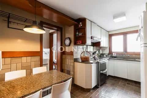 Apartamento · 3 dormitórios em Petrópolis — miniatura 9