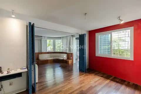 Casa · 4 dormitórios em Petrópolis — miniatura 3