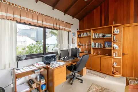 Casa · 4 dormitórios no Chácara das Pedras — miniatura 13