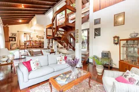 Casa · 4 dormitórios no Chácara das Pedras — miniatura 8
