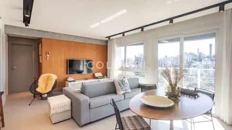 Apartamento · 2 dormitórios em Petrópolis — miniatura 1