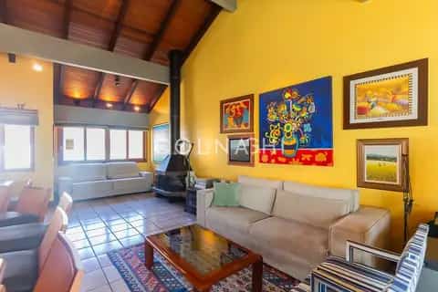 Casa · 4 dormitórios em Petrópolis — miniatura 11