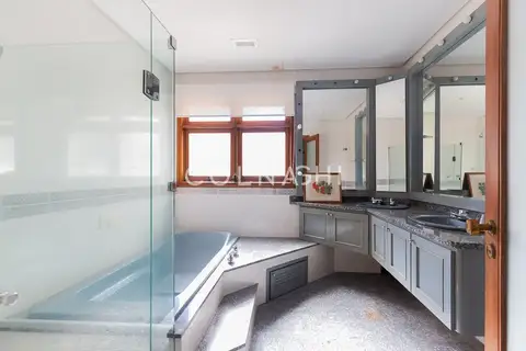 Casa · 4 dormitórios em Petrópolis — miniatura 7