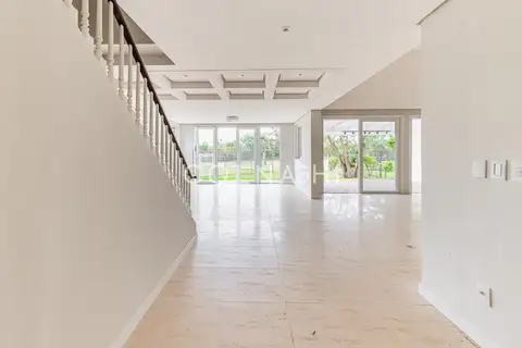 Casa em Condomínio · 3 dormitórios no Ilha da Pintada — miniatura 3