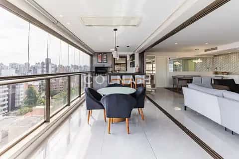 Apartamento · 3 dormitórios em Petrópolis — miniatura 4