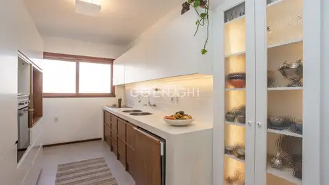 Apartamento · 3 dormitórios em Petrópolis — miniatura 13