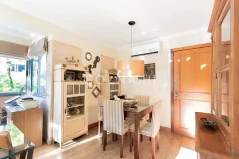 Apartamento · 2 dormitórios em Petrópolis — miniatura 8