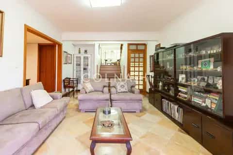 Casa · 4 dormitórios no Chácara das Pedras — miniatura 3