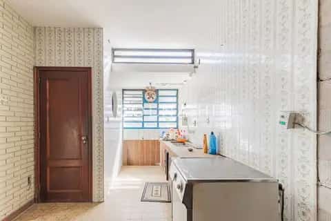 Casa · 5 dormitórios no Rio Branco — miniatura 4