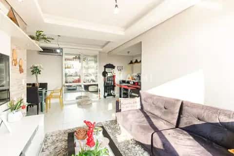 Apartamento · 3 dormitórios no Passo da Areia — miniatura 3