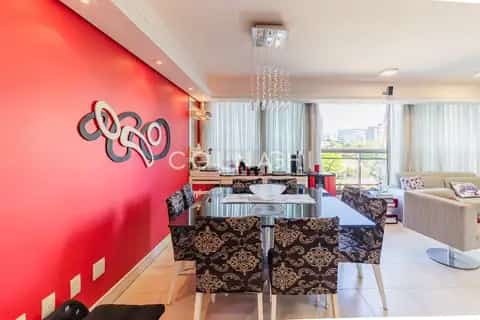 Apartamento · 3 dormitórios no Três Figueiras — miniatura 3
