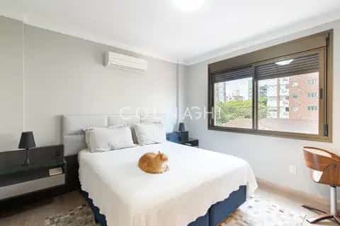 Apartamento · 3 dormitórios em Petrópolis — miniatura 14
