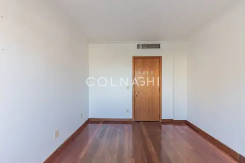 Apartamento · 4 dormitórios no Menino Deus — miniatura 16
