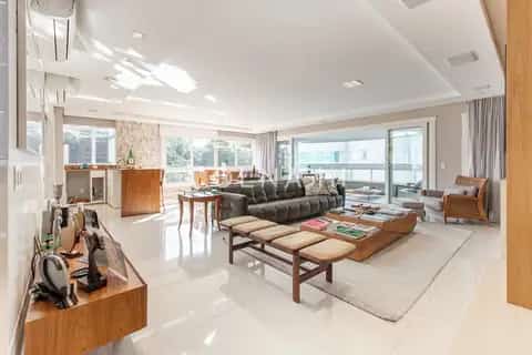 Apartamento · 3 dormitórios na Bela Vista — miniatura 1