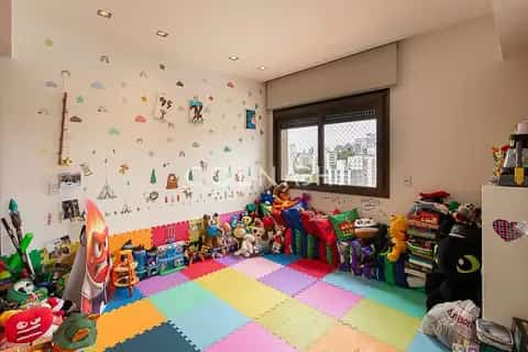 Apartamento · 4 dormitórios no Moinhos de Vento — miniatura 9