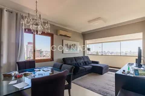Apartamento · 3 dormitórios em Petrópolis — miniatura 1