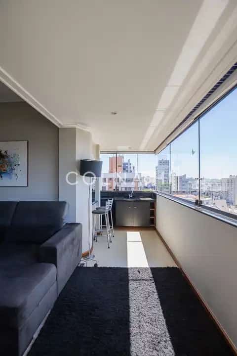 Apartamento · 3 dormitórios em Petrópolis — miniatura 2