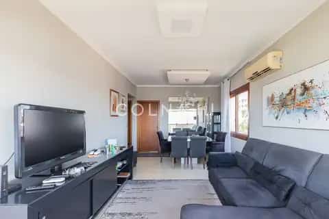 Apartamento · 3 dormitórios em Petrópolis — miniatura 4