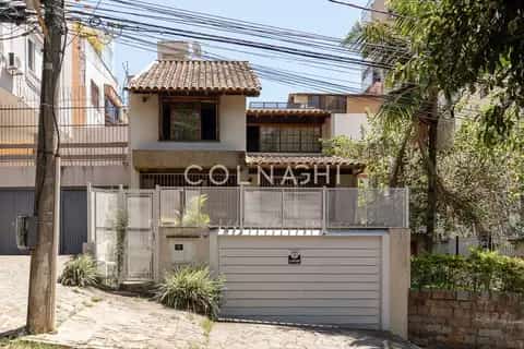 Casa · 3 dormitórios no Mont Serrat — miniatura 1