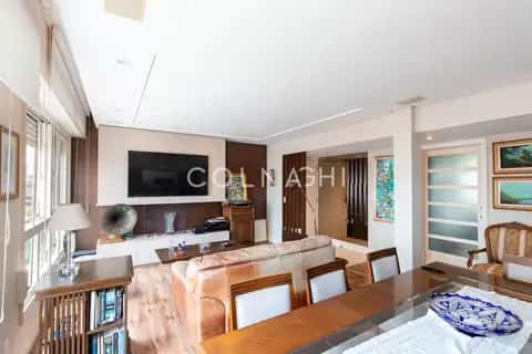 Apartamento · 3 dormitórios em Petrópolis — miniatura 3