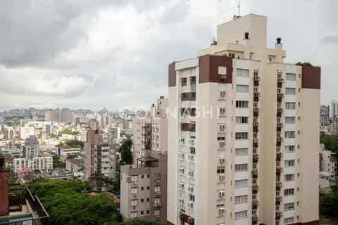 Apartamento · 3 dormitórios em Petrópolis — miniatura 6
