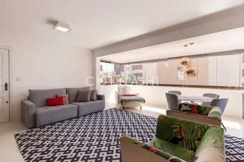Apartamento · 2 dormitórios em Petrópolis — miniatura 2