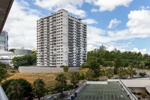 Apartamento · 2 dormitórios em Petrópolis — miniatura 11