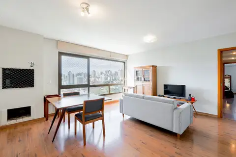 Apartamento · 3 dormitórios em Petrópolis — miniatura 1